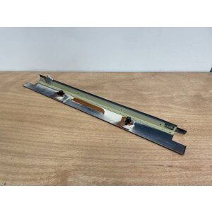 PANEL ASSY LATLH P/N: D2511232900000 S/N: SI028045