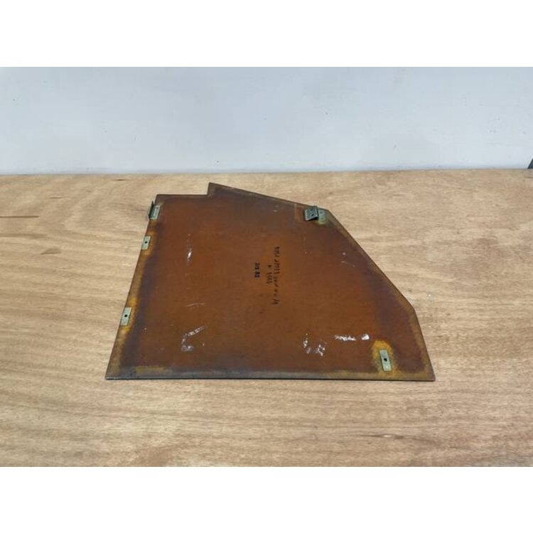 PANEL ASSY FWD RUD RH FO P/N: D2511222300100 S/N: SI039042