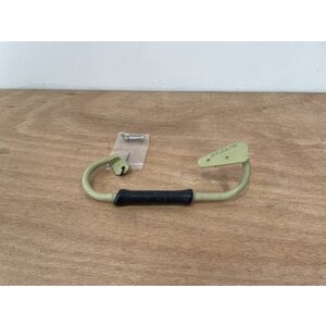 GRIP FOAM RH P/N: D2511140700100 S/N: SI067041