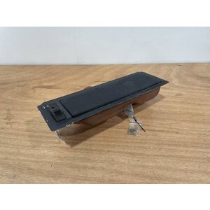 OUTLET ASSY LH P/N: D2121208600000 S/N: SI025042