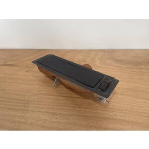 OUTLET ASSY RH P/N: D2121208600100 S/N: SI042043