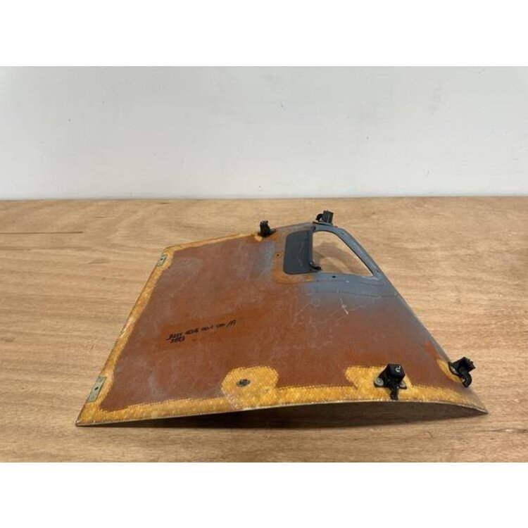 PANEL ASSY RH FOAM GRIP PANEL P/N: D2511231600100 S/N: SI014030