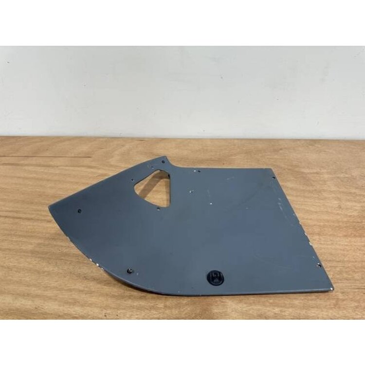 PANEL ASSY RH FOAM GRIP PANEL P/N: D2511231600100 S/N: SI014031