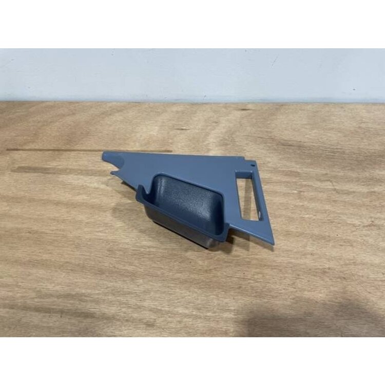 PANEL ASSY GRIP LH P/N: D2511310200000 S/N: SI007032