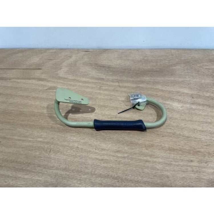 GRIP FOAM LH P/N: D2511140700000 S/N: SI066043
