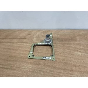 PLATE FRONT 6VU P/N: D9251276500100 S/N: PB11148