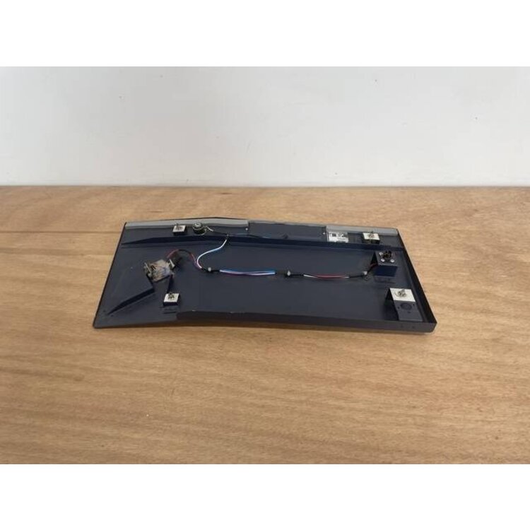 FLOOD LIGHT UNIT FIRST OFFICER P/N: 2LA005543-10 S/N: 667