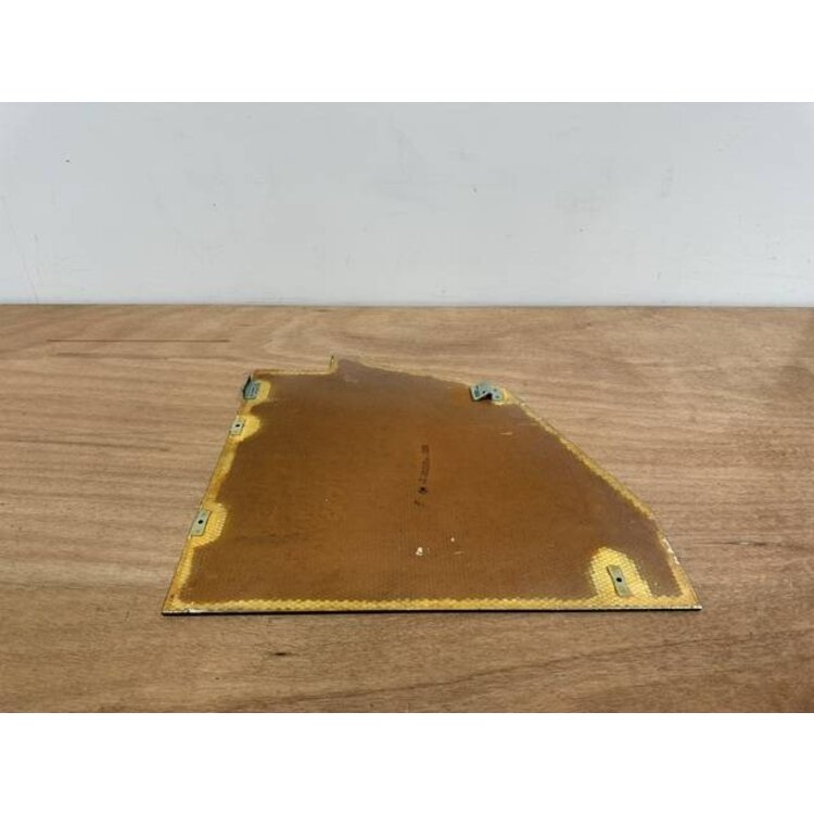 PANEL ASSY FWD RUD RH FO P/N: D2511222300100 S/N: SI039046