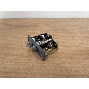 111VU FLOOD LIGHT PANEL P/N: D9251504600000 S/N: PB10860