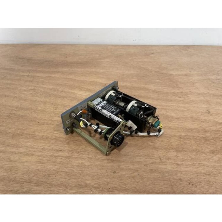 111VU FLOOD LIGHT PANEL P/N: D9251504600000 S/N: PB10860