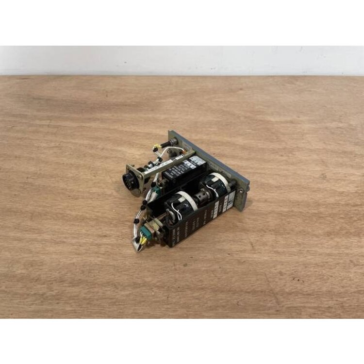 111VU FLOOD LIGHT PANEL P/N: D9251504600000 S/N: PB10860