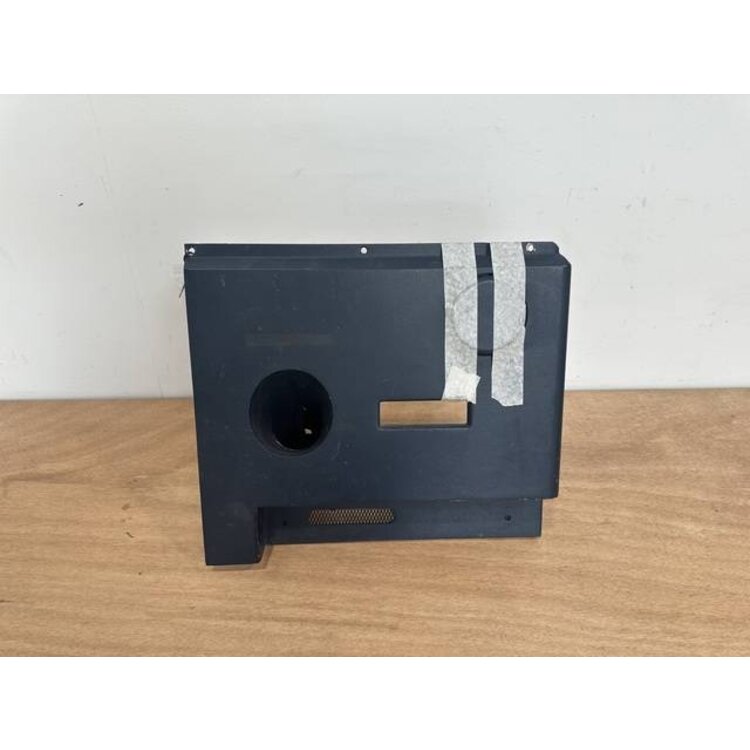 PANEL ASSY FRT LAT RH P/N: D2511374200100 S/N: SI038034