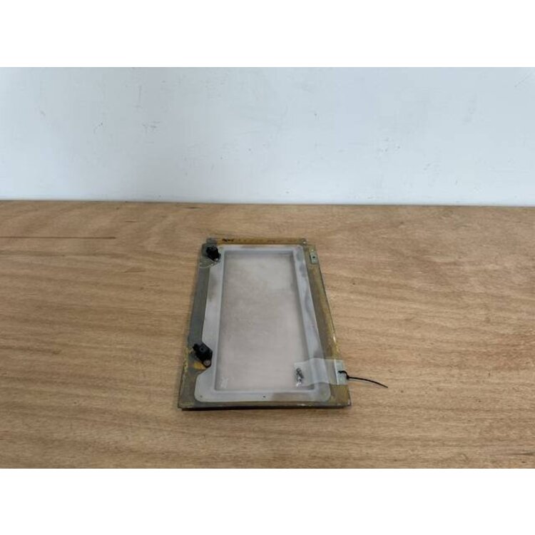 PANEL ASSY RH DOME LIGHT COVER P/N: D2511230800100 S/N: SI013032