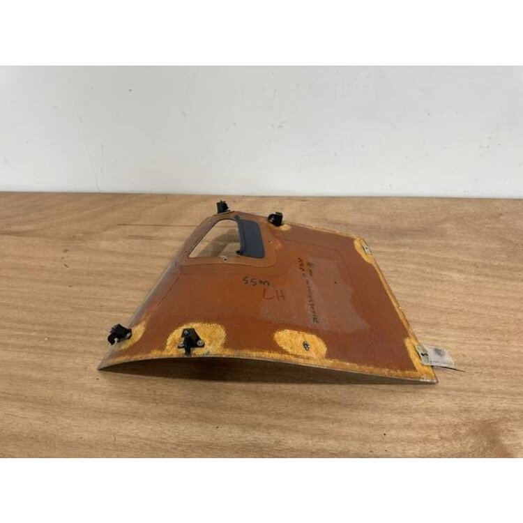 PANEL ASSY LH FOAM GRIP PANEL P/N: D2511231600000 S/N: SI005035