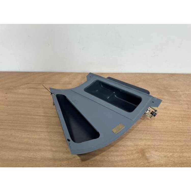 PANEL ASSY LH ESCAPE ROPE PANEL P/N: D2511229700000 S/N: SI002029