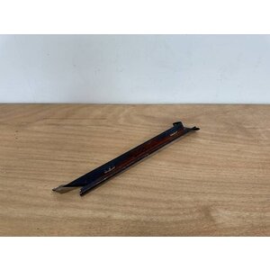 POST ASSY LH SIDE P/N: D2511229500000 S/N: SI057036