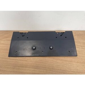 FLOOD LIGHT UNIT CENTER P/N: 2LA005542-50 S/N: 109