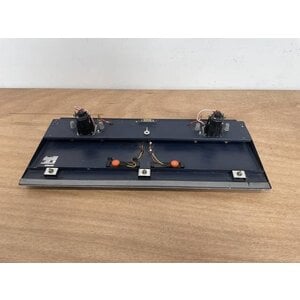 FLOOD LIGHT UNIT CENTER P/N: 2LA005542-50 S/N: 109