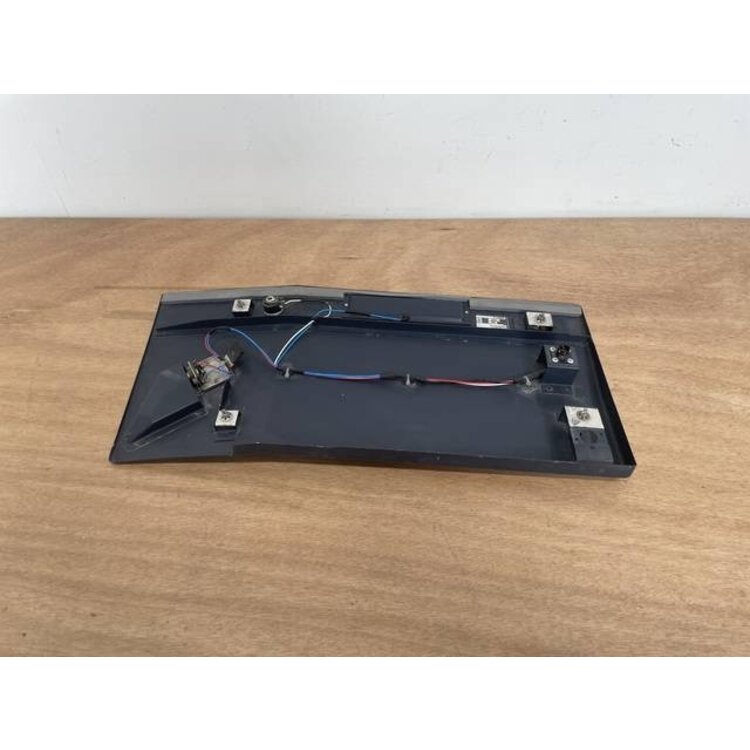 FLOOD LIGHT UNIT FIRST OFFICER P/N: 2LA005543-10 S/N: 845