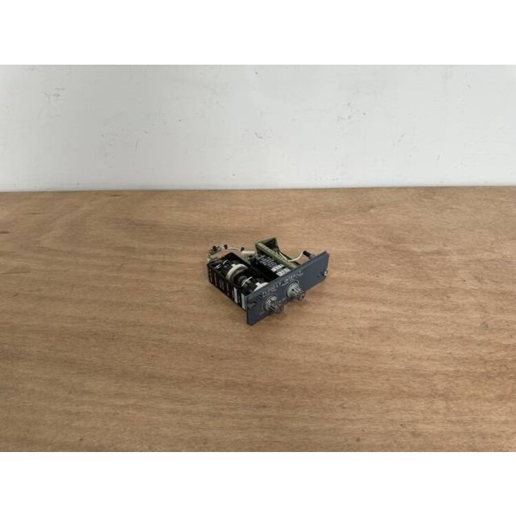 111VU FLOOD LIGHT PANEL P/N: D9251504600000 S/N: 1579