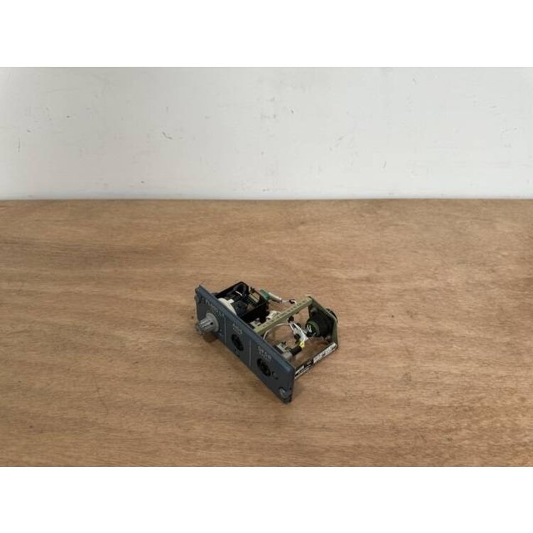 112VU LIGHT AIDS PANEL P/N: D9251504700000 S/N: 1579