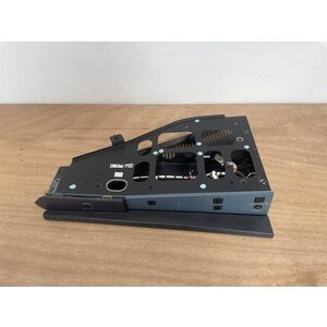 130VU GLARESHIELD PANEL P/N: D9251505100000 S/N: PB10460