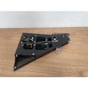 130VU GLARESHIELD PANEL P/N: D9251505100000 S/N: PB10460