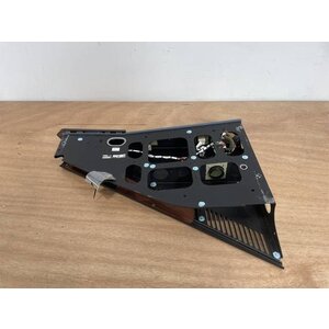 131VU GLARESHIELD PANEL P/N: D9251505200000 S/N: PB10449