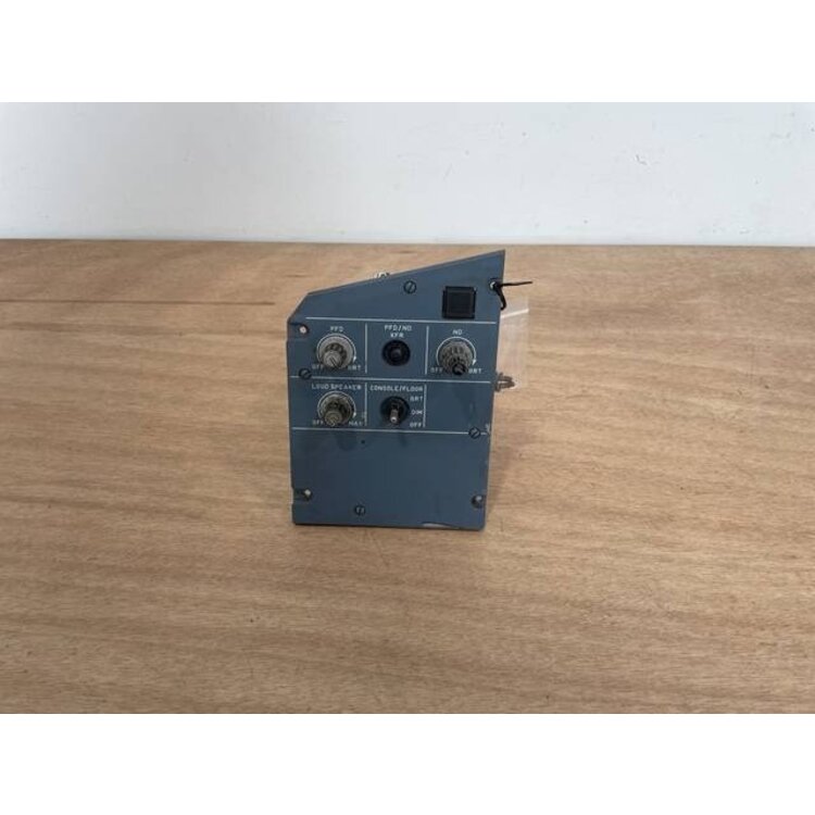 301VU CONTROL PANEL P/N: D9251505400000: S/N PB10401