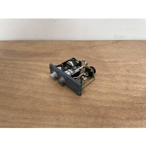 111VU FLOOD LIGHT PANEL P/N: D9251504600000 S/N: PB12510