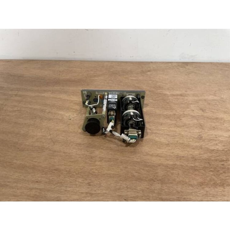 111VU FLOOD LIGHT PANEL P/N: D9251504600000 S/N: PB12510