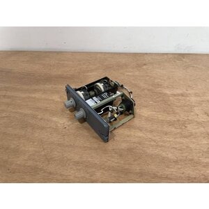 111VU FLOOD LIGHT PANEL P/N: D9251504600000 S/N: PB12523