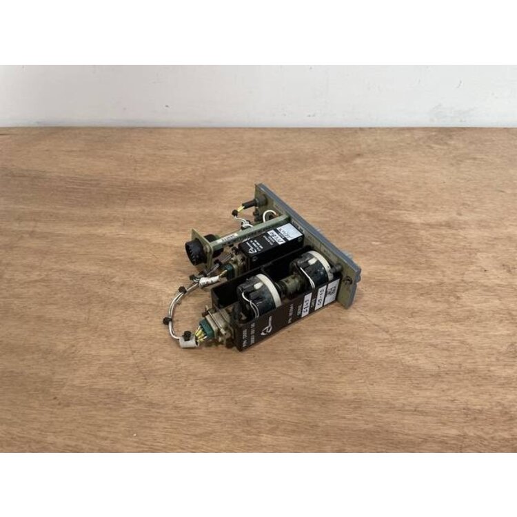 111VU FLOOD LIGHT PANEL P/N: D9251504600000 S/N: PB12523