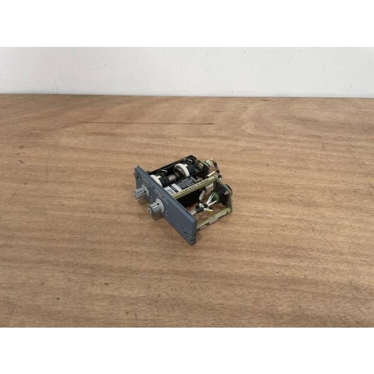 111VU FLOOD LIGHT PANEL P/N: D9251504600000 S/N: PB11661