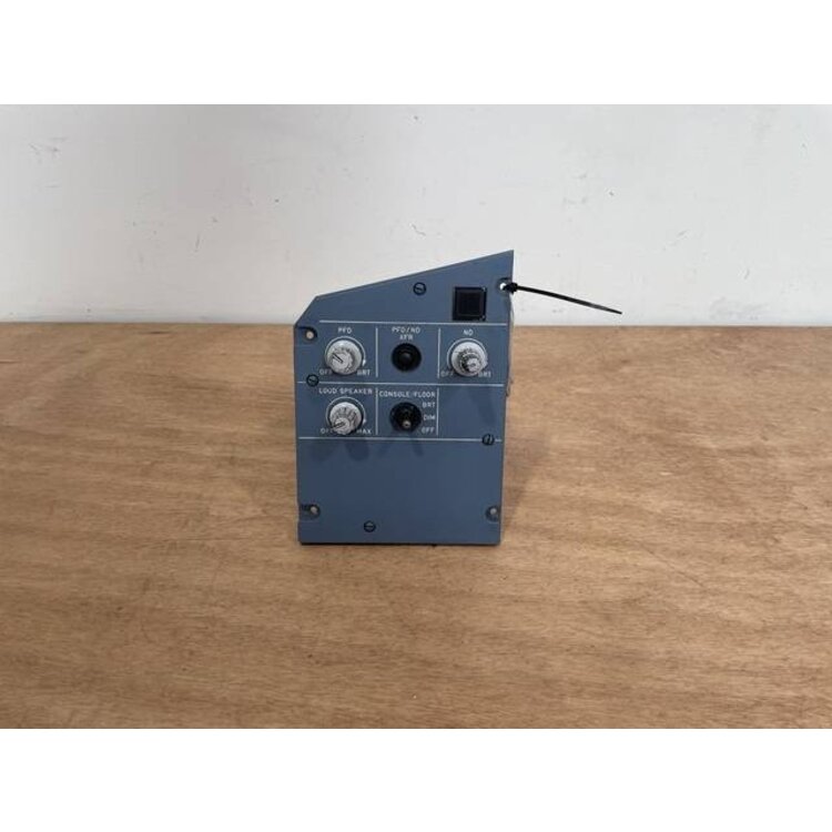 301VU CONTROL PANEL P/N: D9251505400000: S/N PB11661