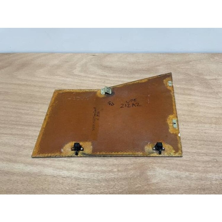 PANEL ASSY FWD RUD LH FO P/N: D2511222500100 S/N: SI040018
