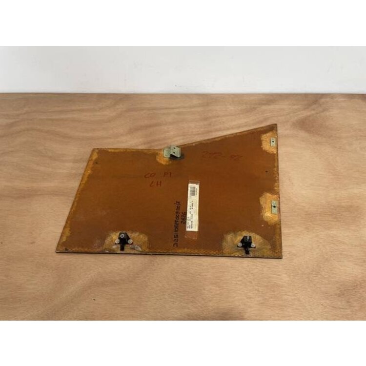 PANEL ASSY FWD RUD LH FO P/N: D2511222500100 S/N: SI040031