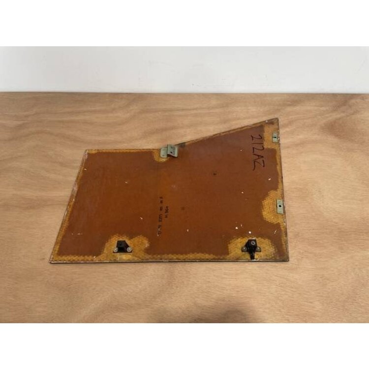 PANEL ASSY FWD RUD LH FO P/N: D2511222500100 S/N: SI040032