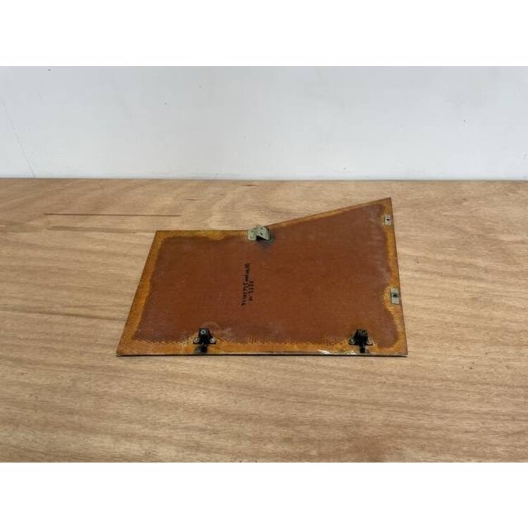 PANEL ASSY FWD RUD LH FO P/N: D2511222500100 S/N: SI040036