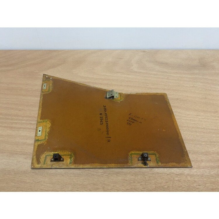 PANEL ASSY FWD RUD RH CPT P/N: D2511222500000 S/N: SI023013