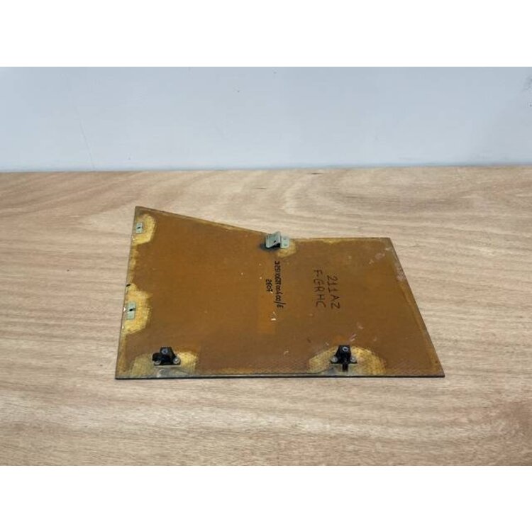 PANEL ASSY FWD RUD RH CPT P/N: D2511222500000 S/N: SI023029