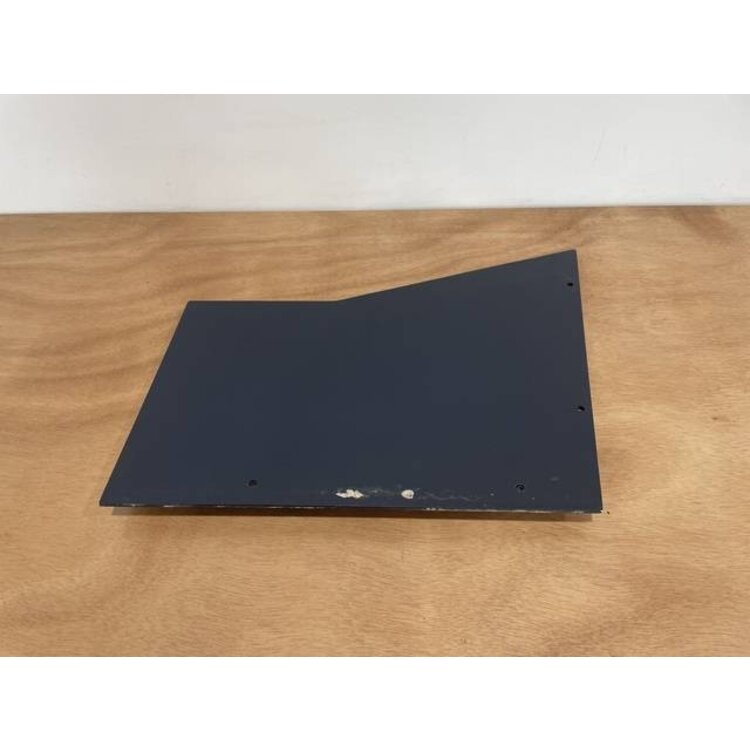 PANEL ASSY FWD RUD RH CPT P/N: D2511222500000 S/N: SI023038