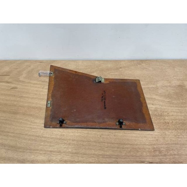 PANEL ASSY FWD RUD RH CPT P/N: D2511222500000 S/N: SI023043