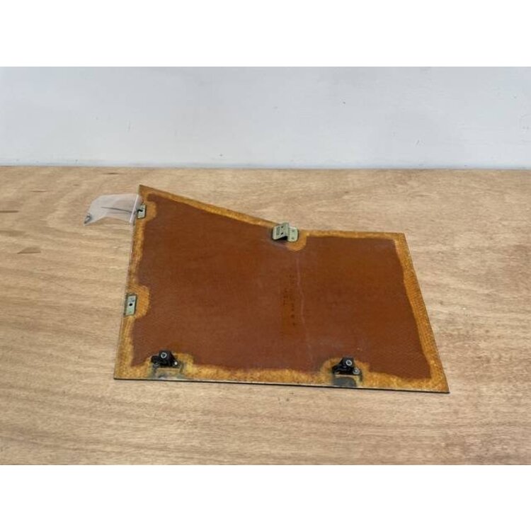 PANEL ASSY FWD RUD RH CPT P/N: D2511222500000 S/N: SI023045