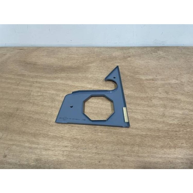 COVER ASSY LAT RH P/N: D2511155900100 S/N: SI065037