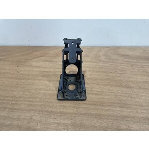 BRACKET ASSY COMPASS P/N: D2511007300500 S/N: SI070029