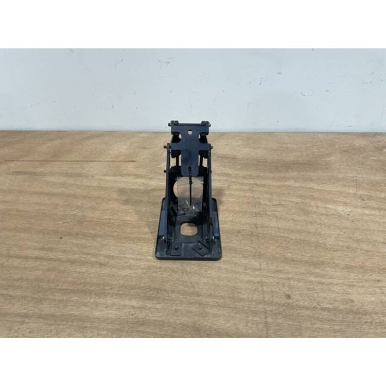 BRACKET ASSY COMPASS P/N: D2511007300500 S/N: SI070030