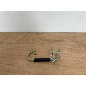 GRIP FOAM RH P/N: D2511140700100 S/N: SI067046