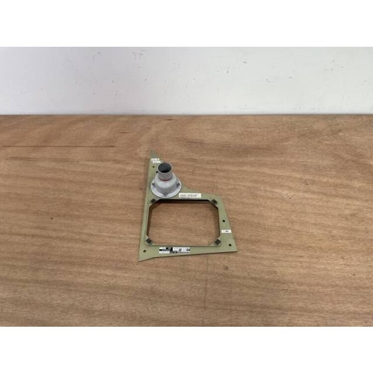 PLATE FRONT 2VU P/N: D9251276500000 S/N: PB10460