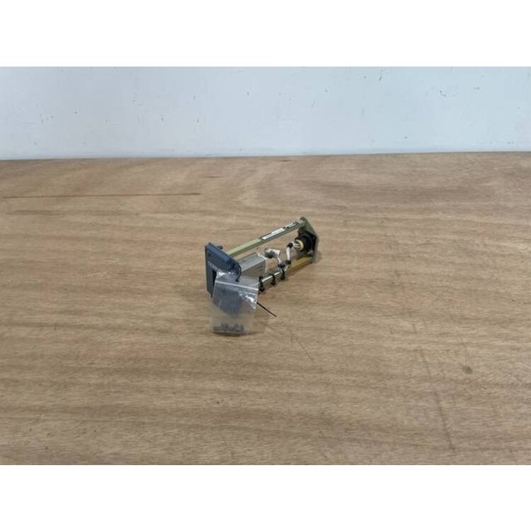 403VU TERR ON ND PANEL P/N: D9251505800000 S/N: PB10858